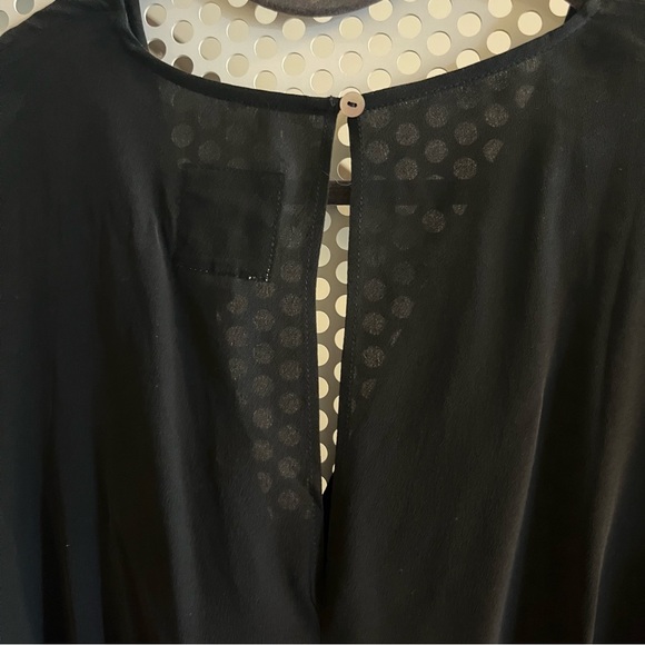 Chaser Surplice Romper with Ruffled Sleeves and Hems Size Medium in Black NWT - Picture 10 of 12